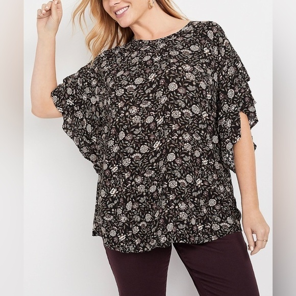 Maurices plus black flower flutter sleeve top - Picture 1 of 8